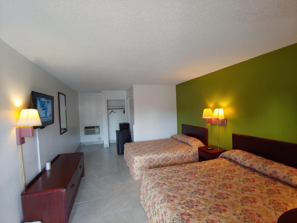 Relax Inn Silver Springs Esterno foto